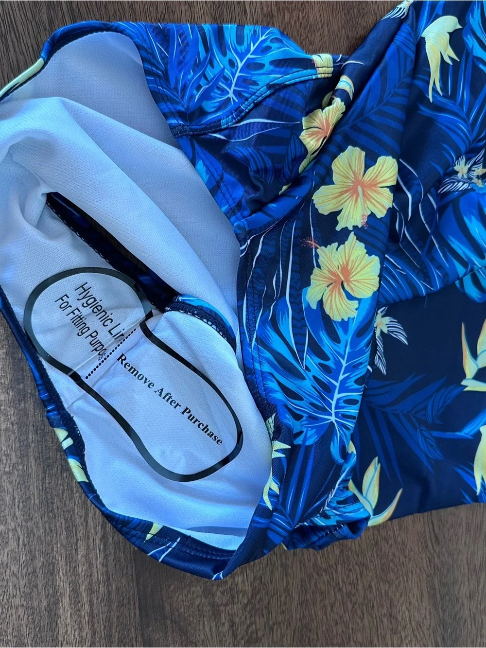 Nicole Miller tropical floral